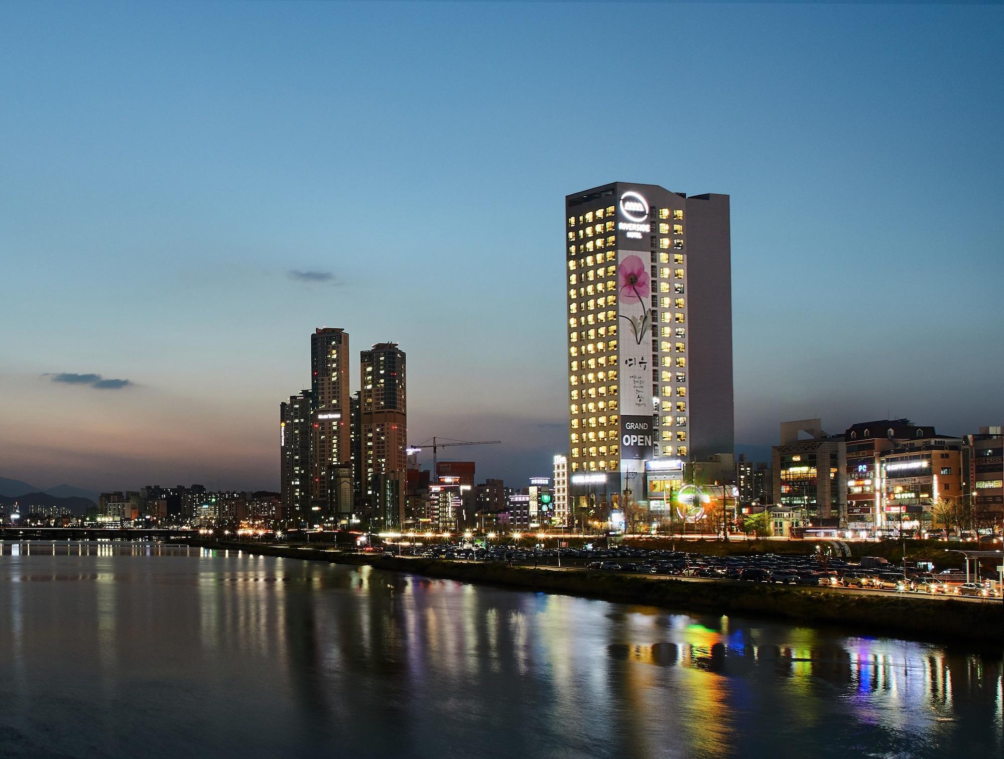 Hotel Riverside Ilsan Ni Exterior photo