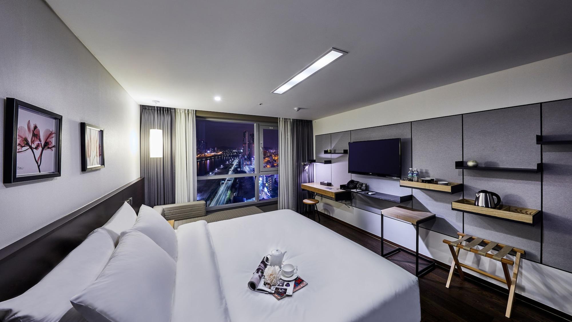 Hotel Riverside Ilsan Ni Exterior photo