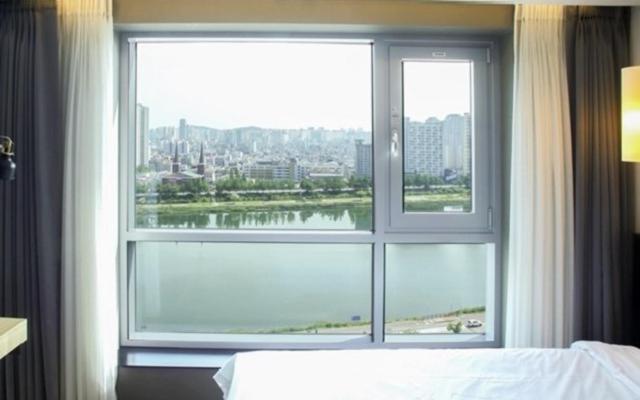 Hotel Riverside Ilsan Ni Exterior photo